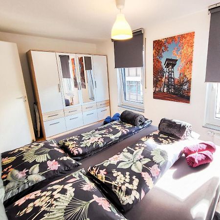 Zentrale Ferienwohnung In Aalen City Mit 4-Sternen Ngoại thất bức ảnh