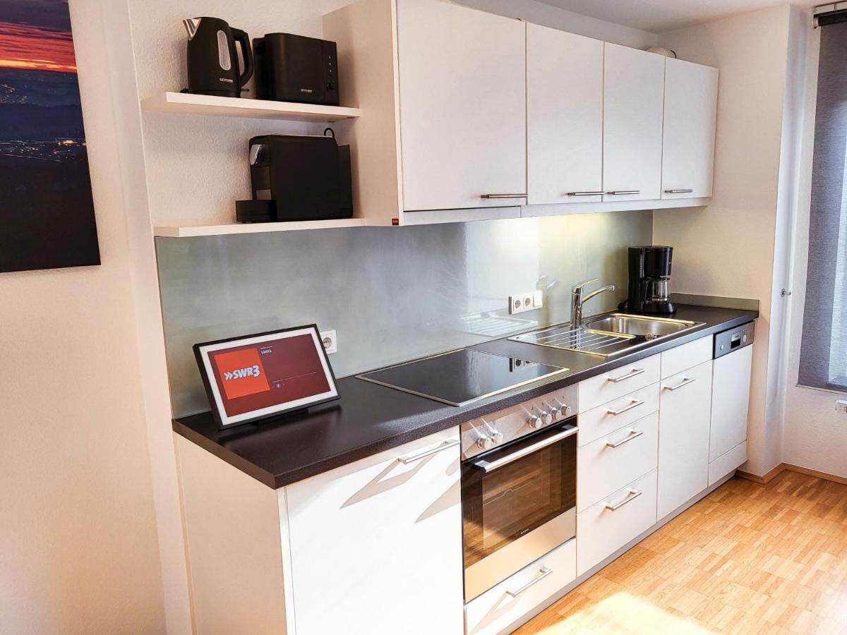 Zentrale Ferienwohnung In Aalen City Mit 4-Sternen Ngoại thất bức ảnh