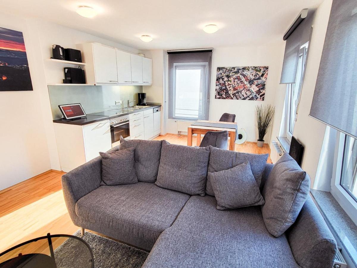 Zentrale Ferienwohnung In Aalen City Mit 4-Sternen Ngoại thất bức ảnh