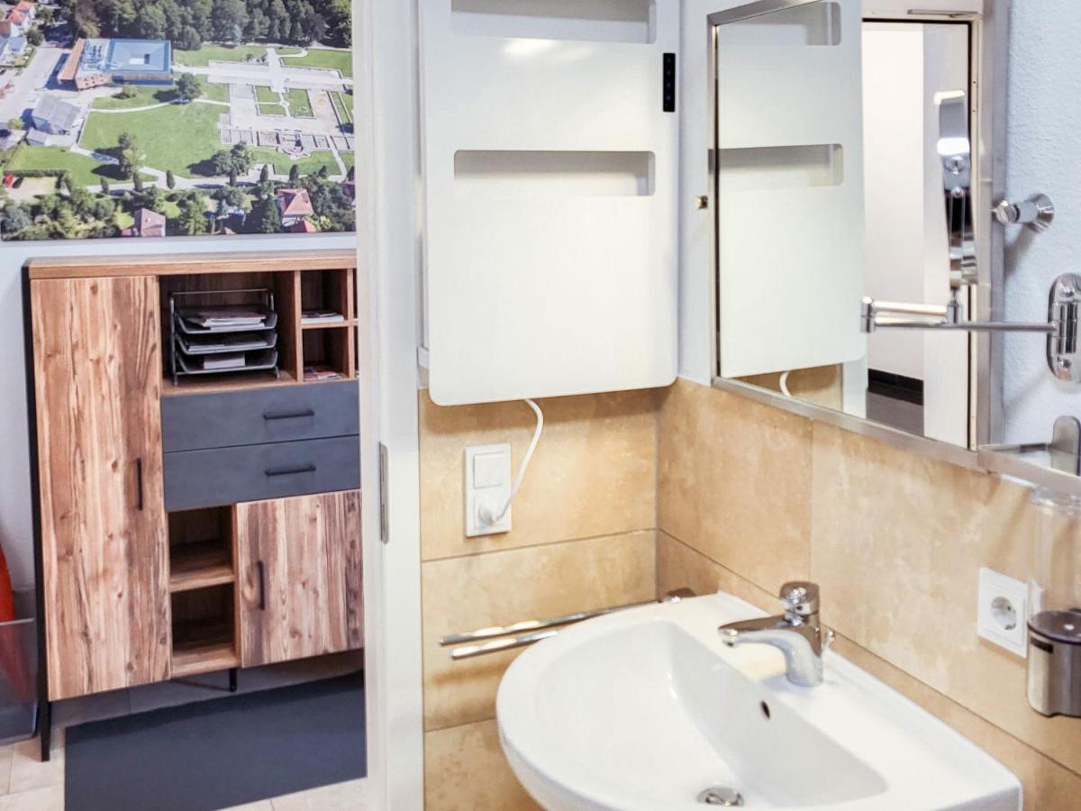Zentrale Ferienwohnung In Aalen City Mit 4-Sternen Ngoại thất bức ảnh